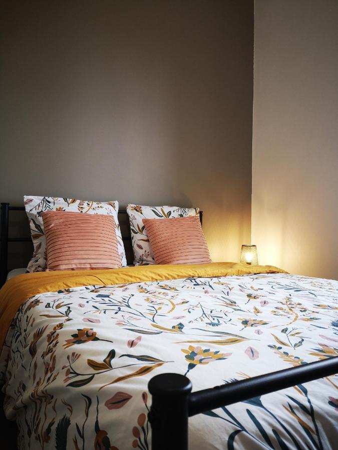 Apartament Le Petit Cocon De La Poste Gourdon Zewnętrze zdjęcie